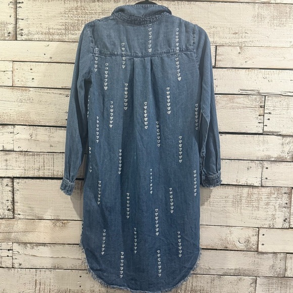 Cloth & Stone Chambray Denim Shirtdress Sz XS Frayed Hem Blue Diamond Pattern - Picture 3 of 6